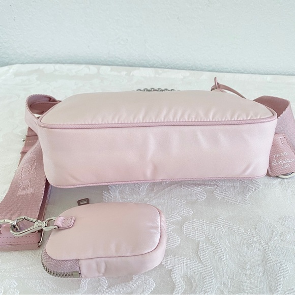 Prada Re-edition Bag pink - Picture 8 of 16